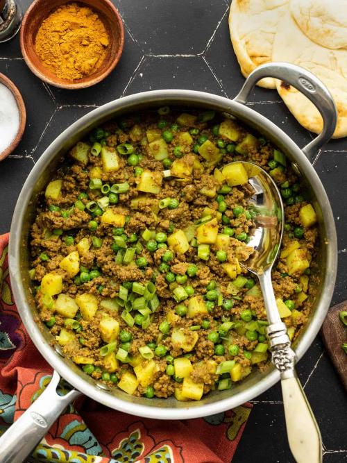 Curried Ground Beef with Peas and Potatoes