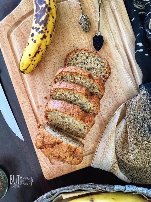 My Everyday Banana Bread with Nigella Seeds | First bake in the new Oven