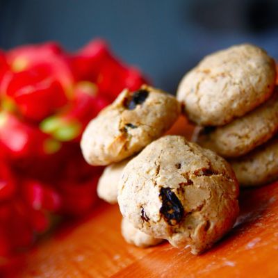 Whole Wheat Fruit and Nut Cookies